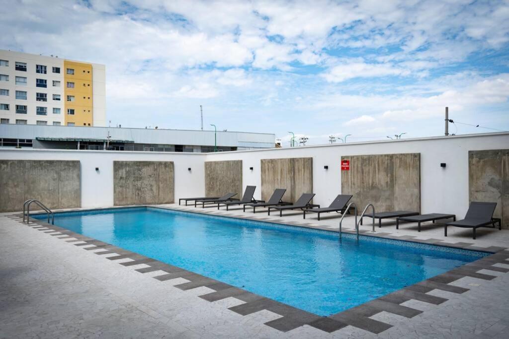 M3 Lujoso Y Comodo Departamento Con Playa 2 Piscinas Cancha De Tenis Jacuzzi Seguridad 24 Horas Manta Exterior foto